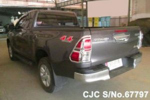 4 wheel drive Hilux Revo Pickups