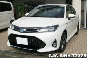 Toyota Corolla Axio Hybrid 2018